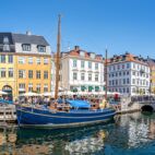 panorama of nyhavn in copenhagen, demark Von frank peters